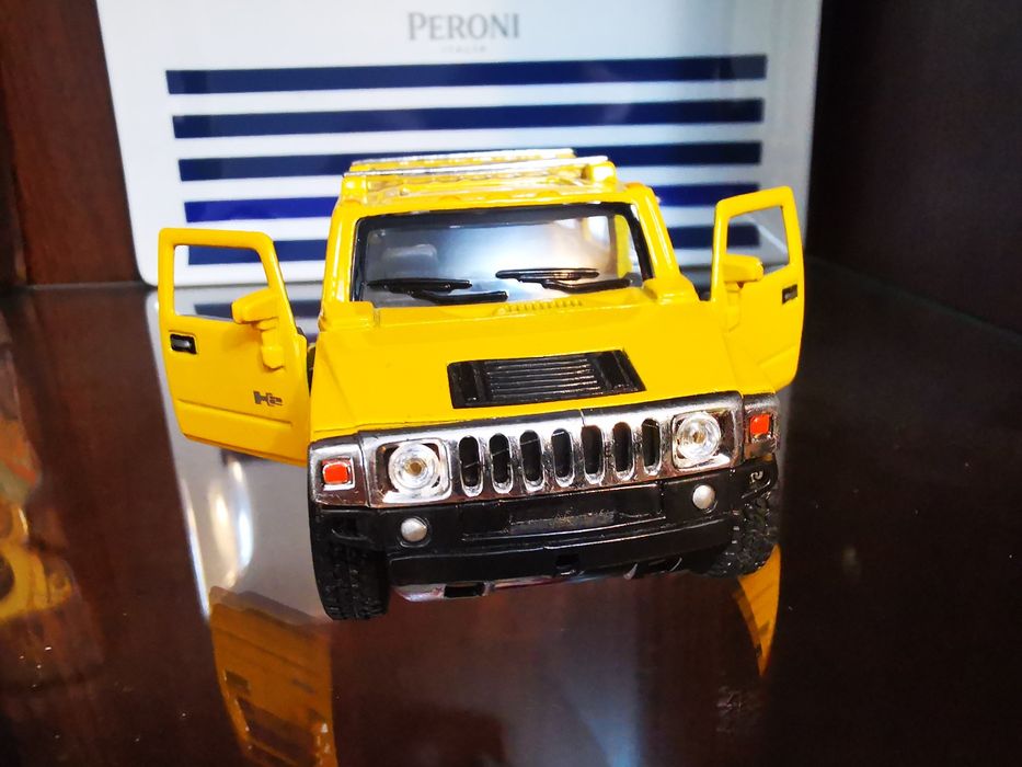 Macheta HUMMER yelow edition 1:40
