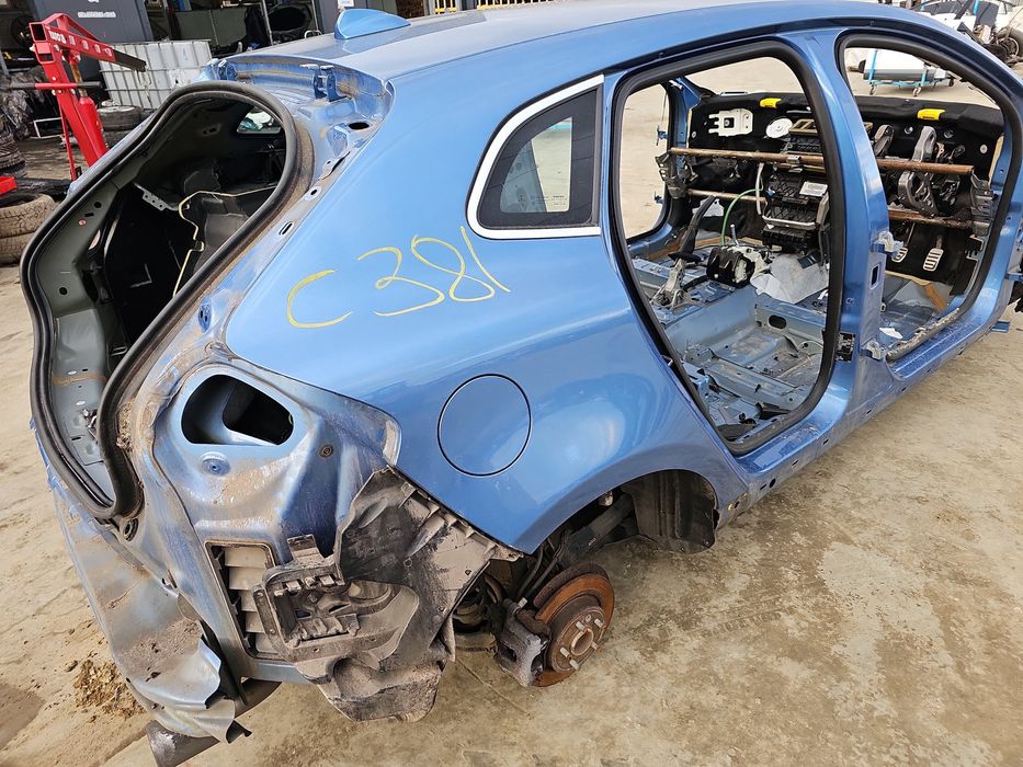 Aripa dreapta spate Volvo V40 Rdesign [Fabr 2013-2019] OEM