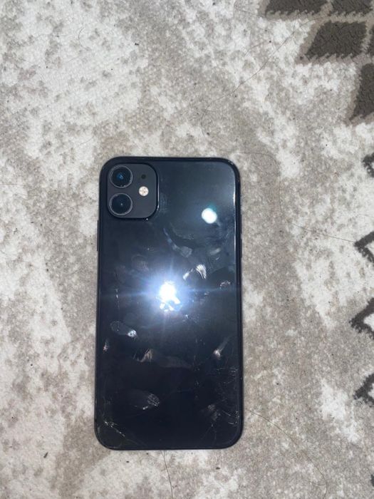 обменяю айфон 11