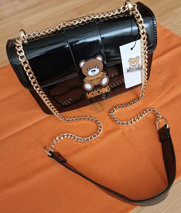 Geanta Moschino,new collection,logo metalic auriu