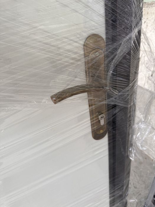 Продаётся двери