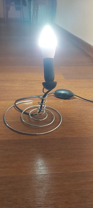 Светильник в форме спирали