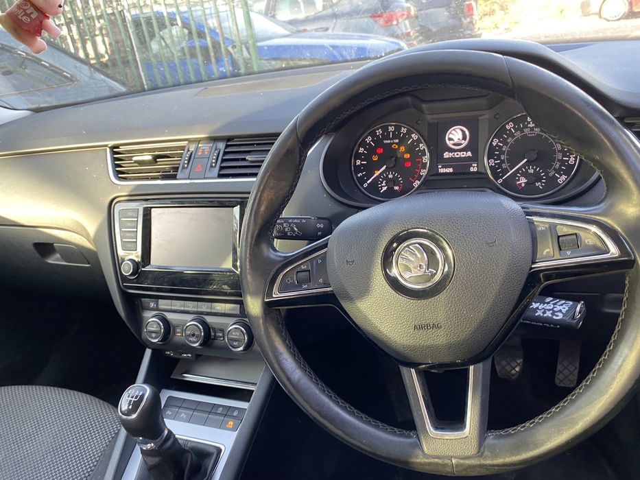 Cutie viteze manuală 5 trepte 1.6 tdi MWW Skoda Octavia 3 2015