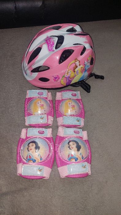 Role oxelo roz marimea 28-30, protectii si casca Disney Pricess