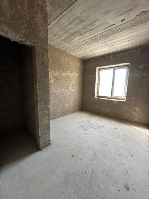 Al-Buxoriy ro’parasida Kvartira sotiladi