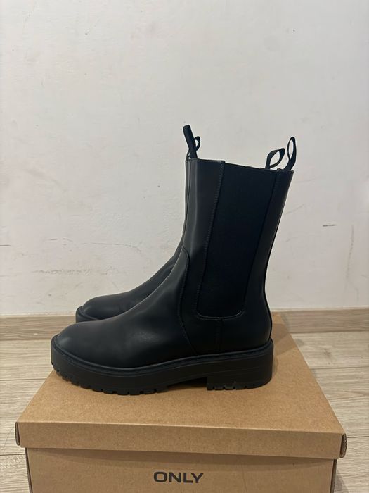 Cizme ONLY – Mărimea 45 – Ca Noi!
