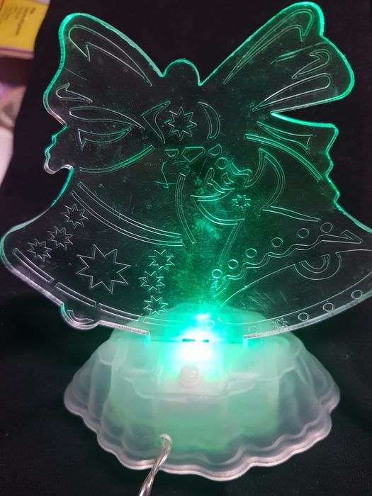 Lumina colorata de noapte