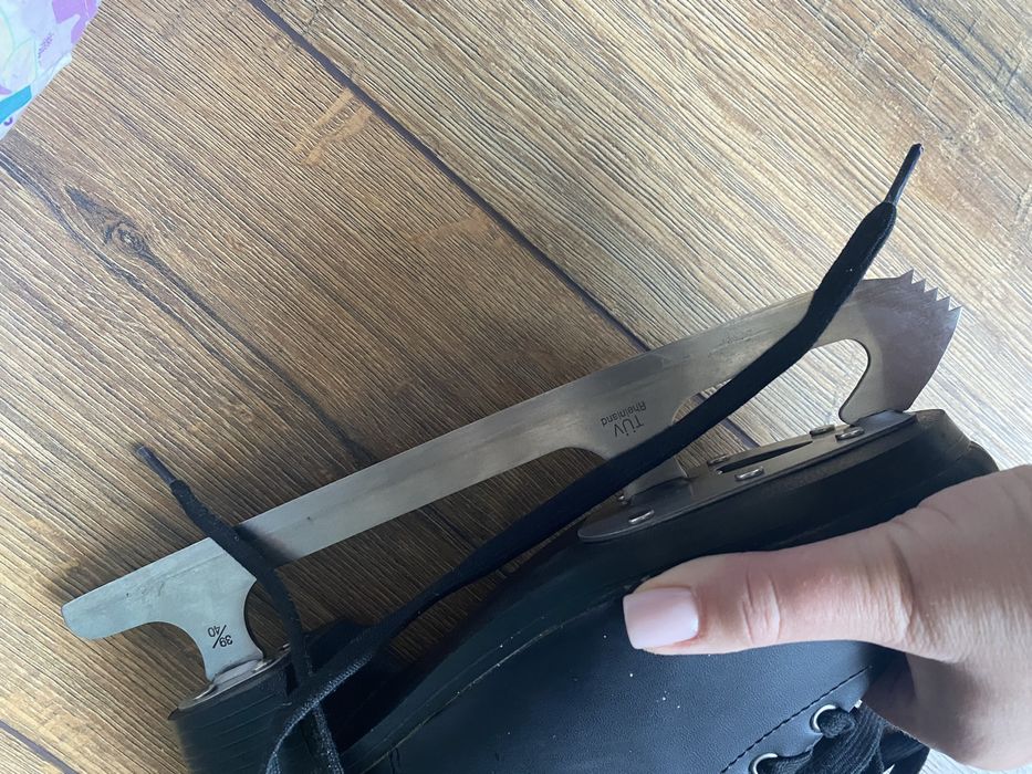 Продаю Коньки, 39 размер, новые!