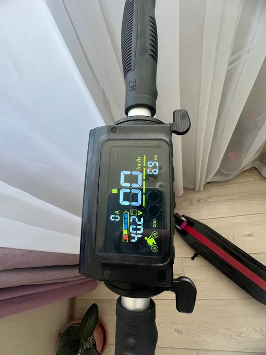 Электросамокат новый