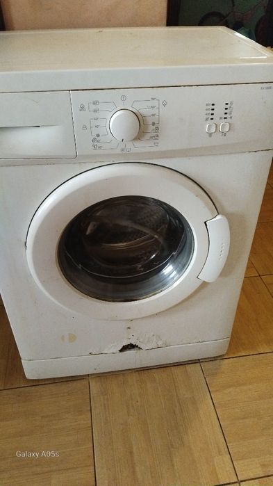 Продавам пералня Beko за части