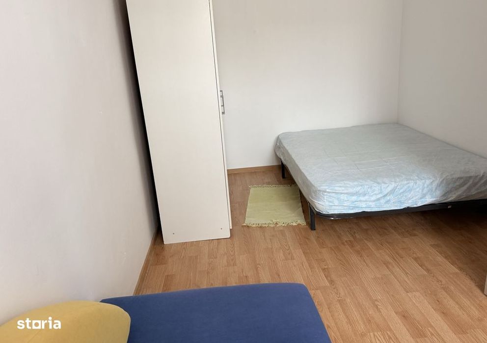 Apartament 3 camere renovat Petru Dobra balcon etaj 3 - de inchiriat
