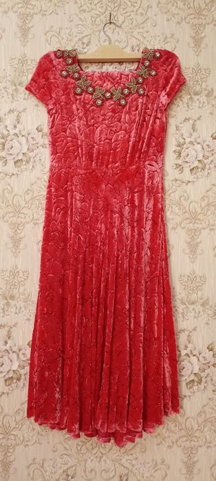 Продаются национальные платья