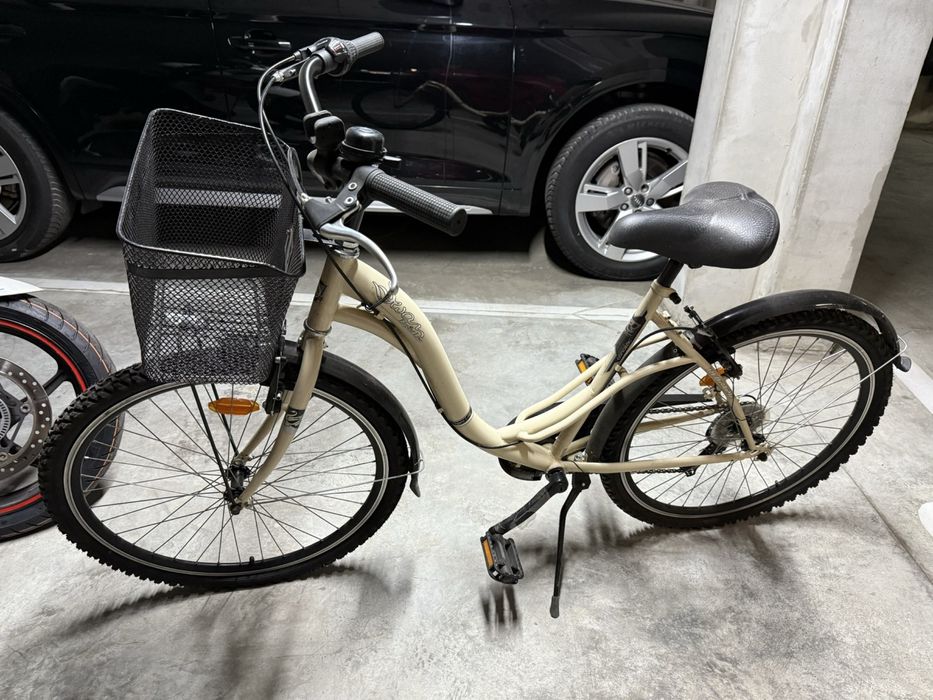 Колело почти ново 24"