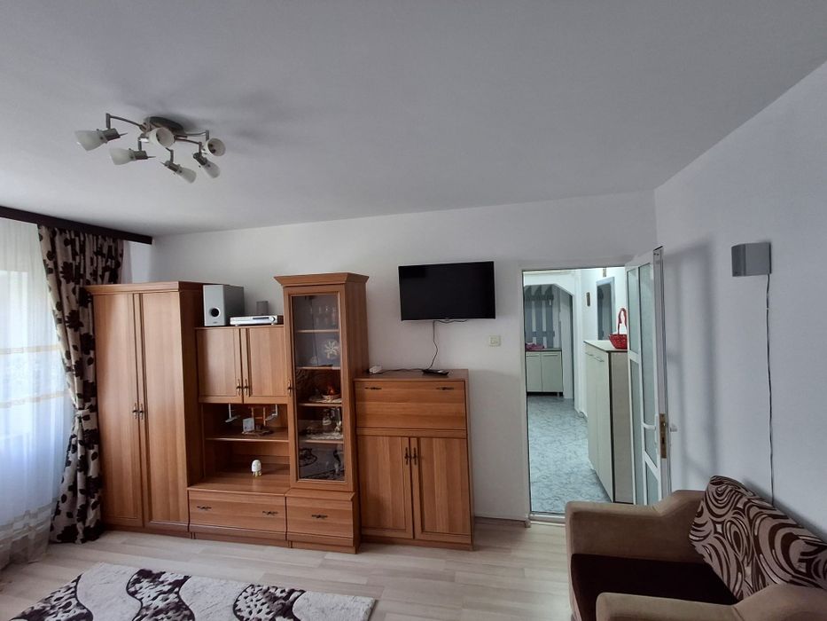 Ofer spre inchiriere apartament cu 3 camere, Medgidia, Zona Nord
