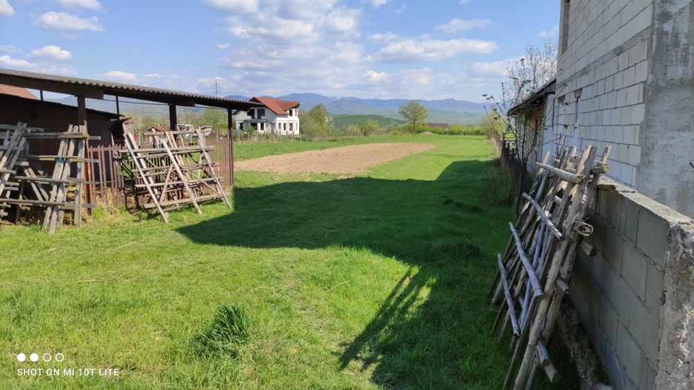 Vind teren intravilan in Livezile,Bistrita-Nasaud