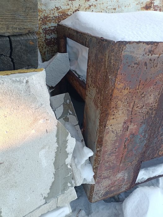 Продам мощную печь для бани с баком