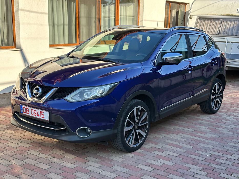 Nissan Qashqai Garantie 150.000km Piele Camere 360 Parcare Auto Scaune încălzite