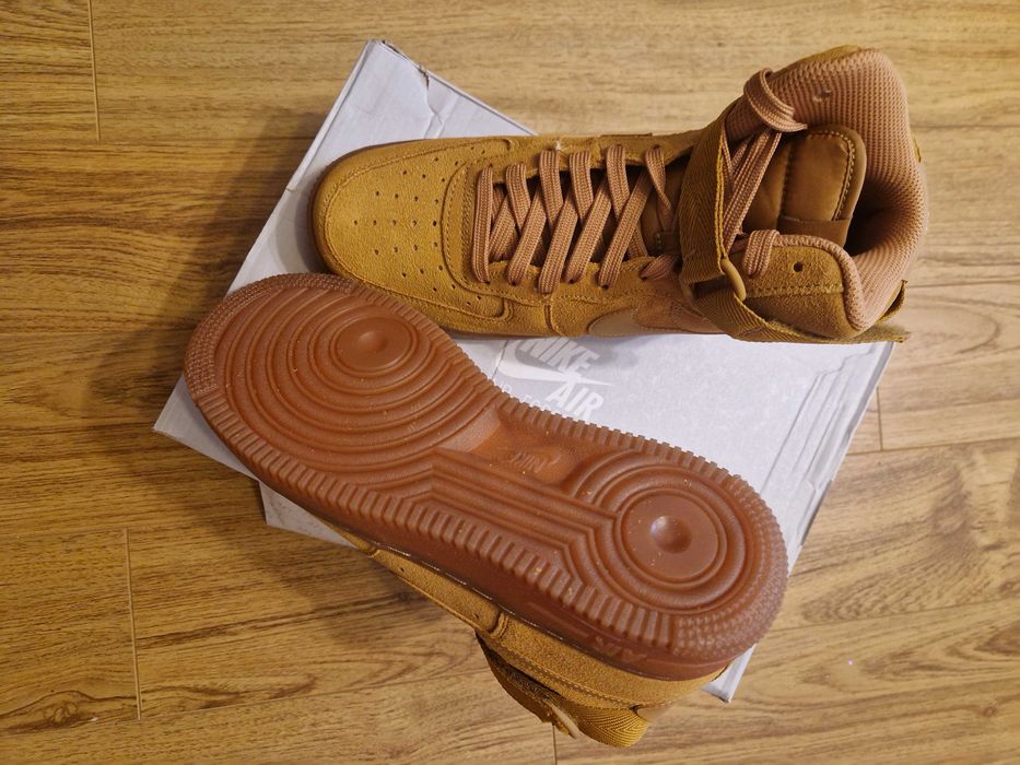 Sneakersi Nike Air Force 1, masura 39, camel, piele naturala,originali