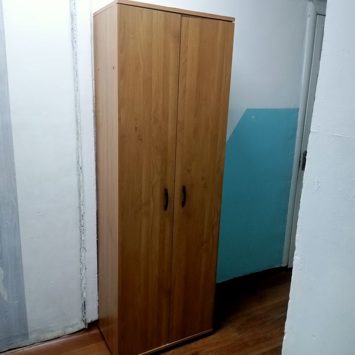 Срочно продам шкаф 5000