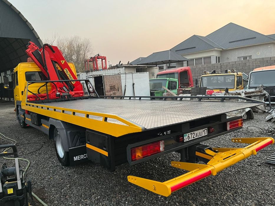 Мерседес Атего манипулятор эвакуатор