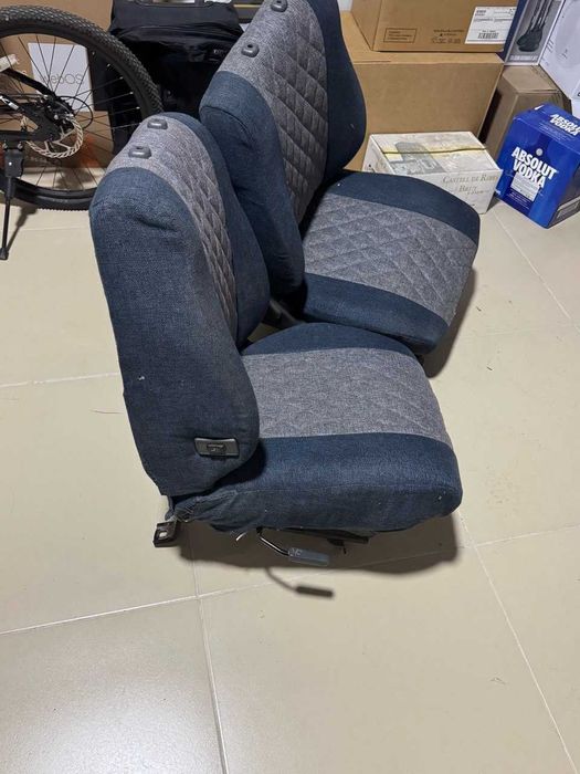 Передние сиденья Prado 78