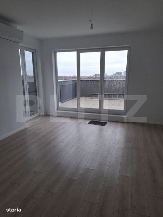 Penthouse cu 3 camere, 90,5 mp, terasa de 80,3 mp, Zona Torontalului-B — fotografia 1