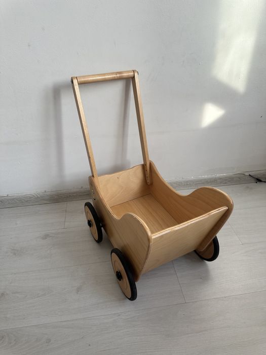Деревянная коляска