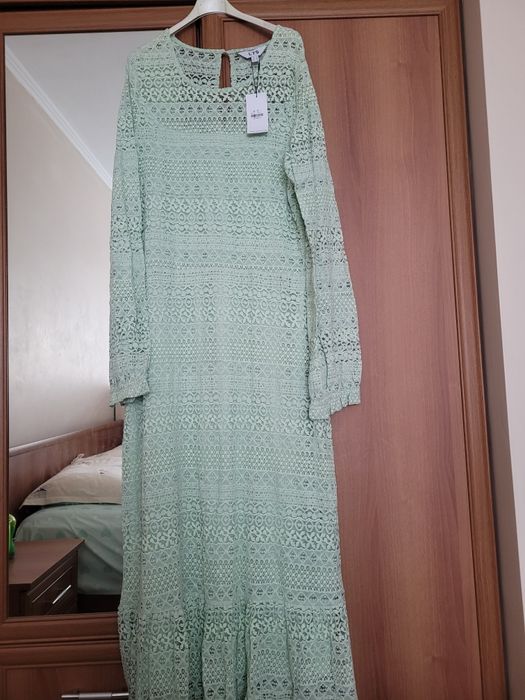 Голям размер рокли