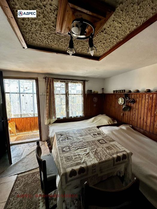 Къща в Ловеч, област-с.Белиш площ 48 цена 43000