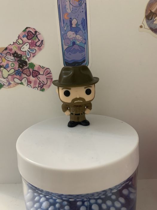 Обменяю фигурки Очень Странных Дел