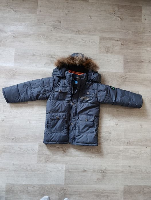 Продам куртки на мальчика