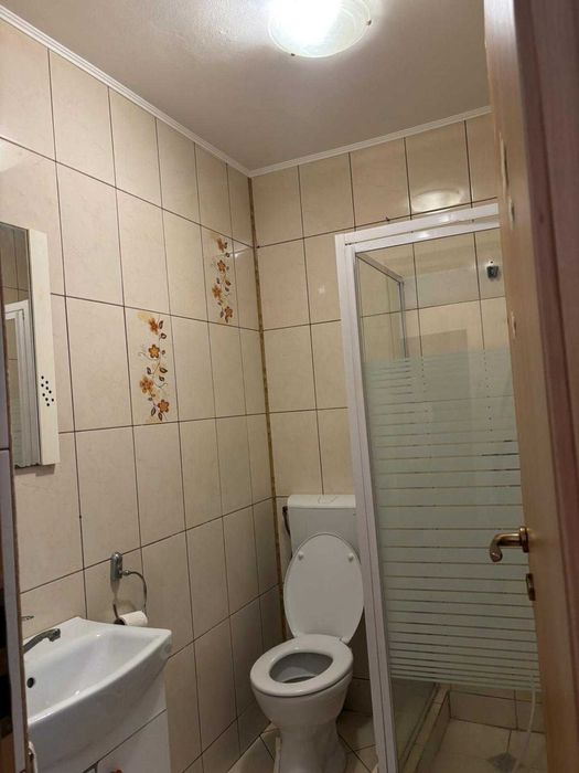 inchiriez ap 1 camera in Floresti