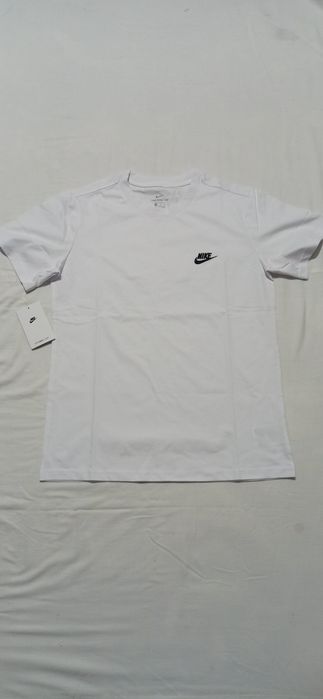 Tricou Nike simplu