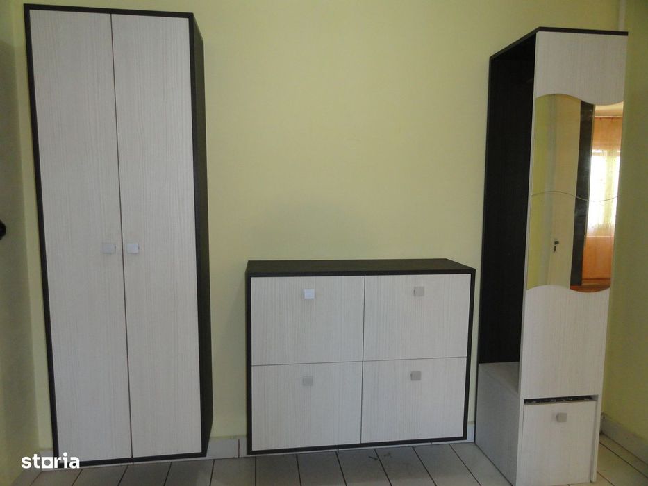 Apartament 2 camere, etaj 2, zona Romanilor, aproape de Lic. Pedagogic