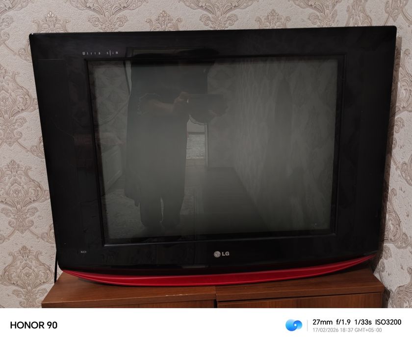 Ultra slim LG televizr