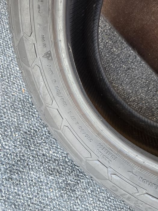 215 60 17c continental m+s