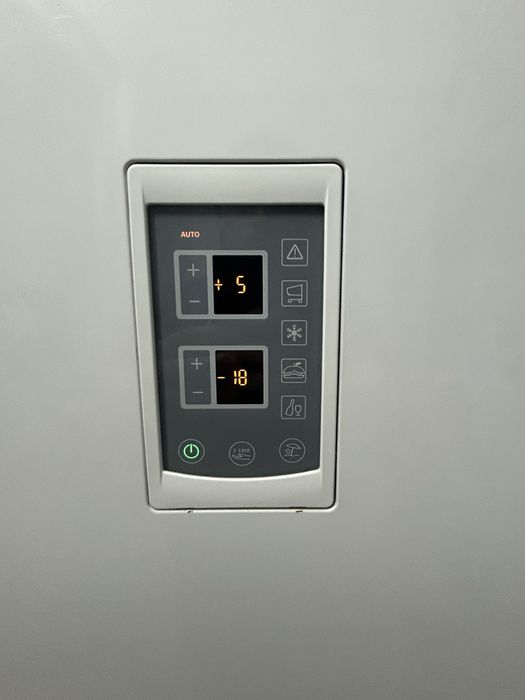 Combina frigorifica ariston hotpoint no frost