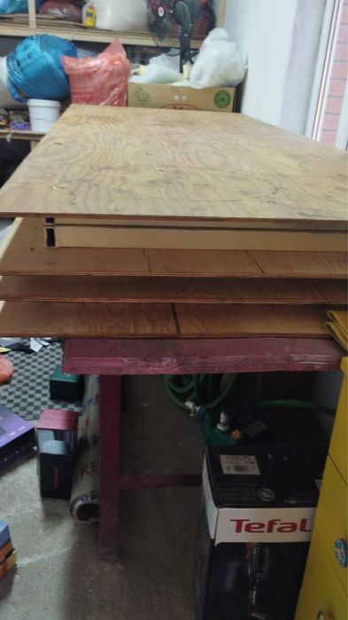 Продается столы стулья