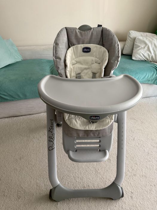 Scaun de masa pentru bebelusi Chicco Polly 2
