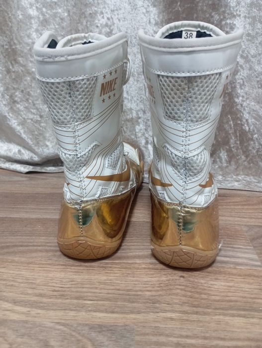 Продаю боксёрки класные