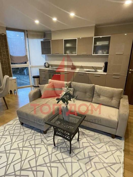 Дава се под наем Двустаен апартамент в Варна, м-т Траката - 80 кв.м за 650 € - Снимка #2