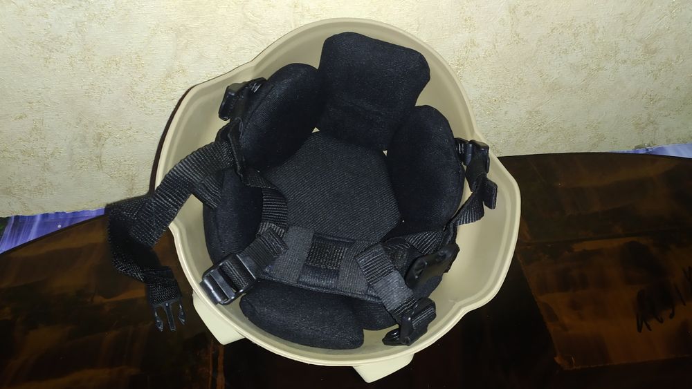 Каска военная новая Китай