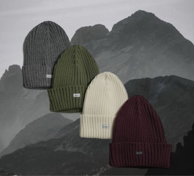 Шапка зима  бренд Kaidarova