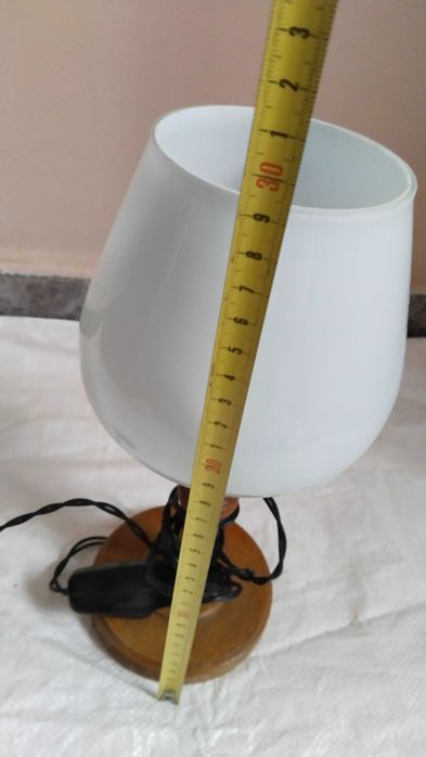 Настолни лампи метал и дърво