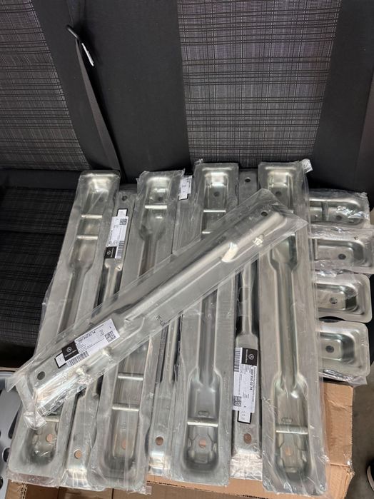 Шини / Релси за Mercedes Sprinter 2006-2025 Shini relsi