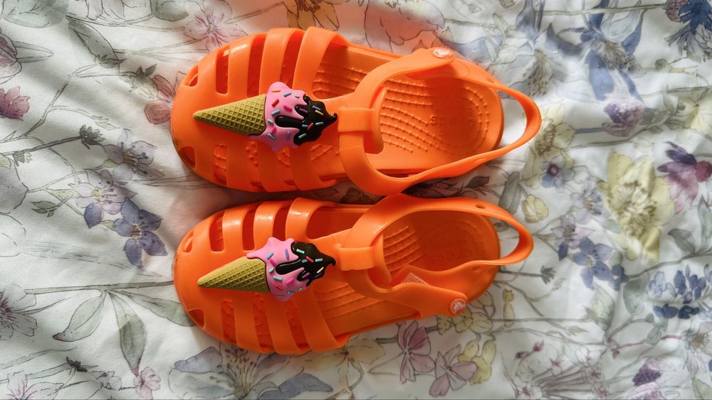 Sandale Crocs marimea C8