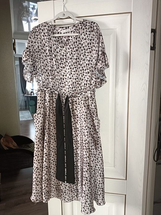 Платье красивое повседневное