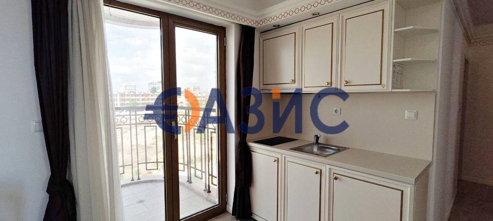 Продава се Двустаен апартамент в к.к. Слънчев бряг - 92 кв.м за 1794 €/кв.м - Снимка #9