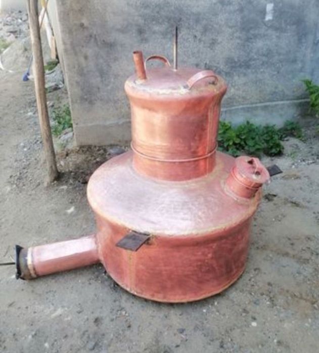 Vind cazane de facut tuica