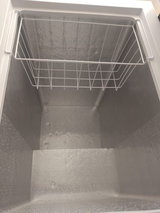 Морозильник (ларь)